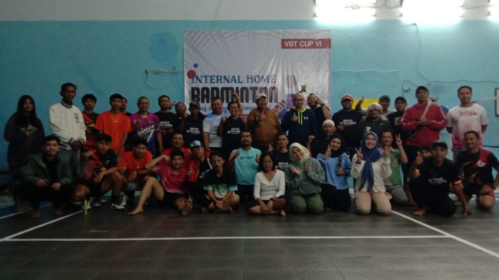 VBT Cup VI Tahun 2025 Sukses Digelar, Pasangan Gendut dan Adi Resmana Raih Juara